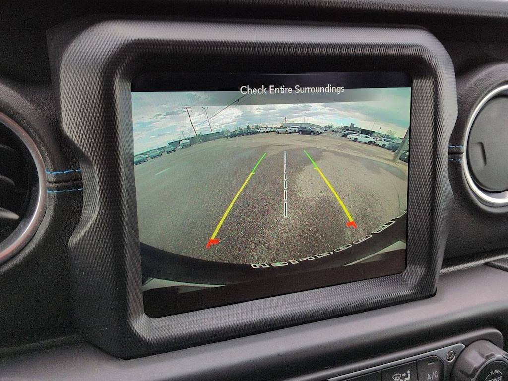 Thumbnail: 2021 Jeep Wrangler - 34