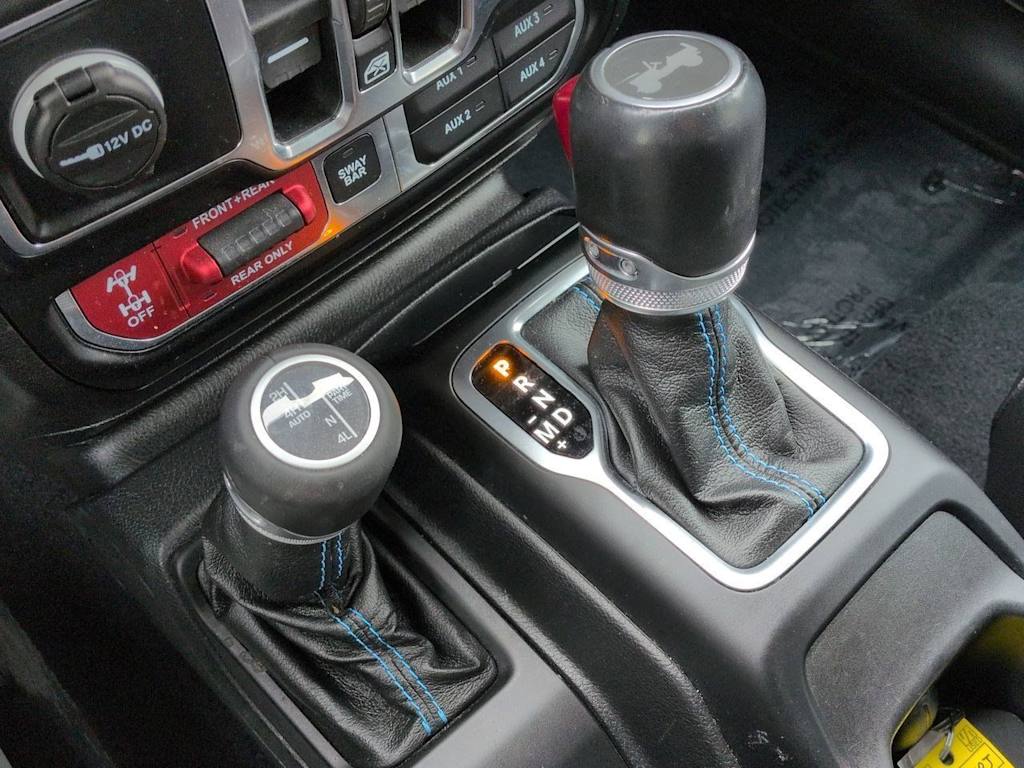 Thumbnail: 2021 Jeep Wrangler - 15