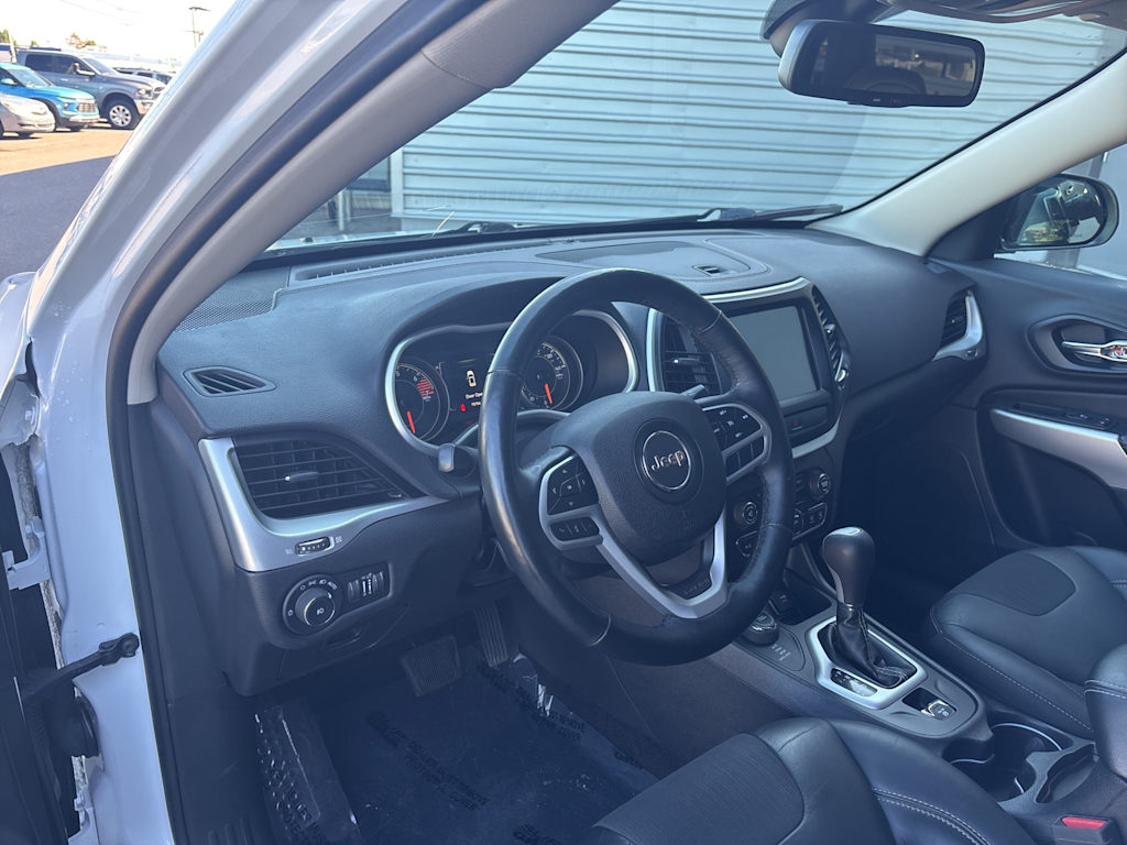 Thumbnail: 2018 Jeep Cherokee - 2