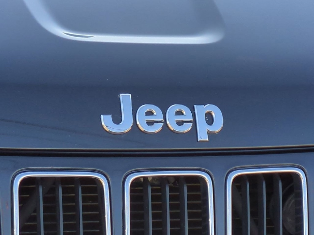 Thumbnail: 2016 Jeep Grand Cherokee - 7