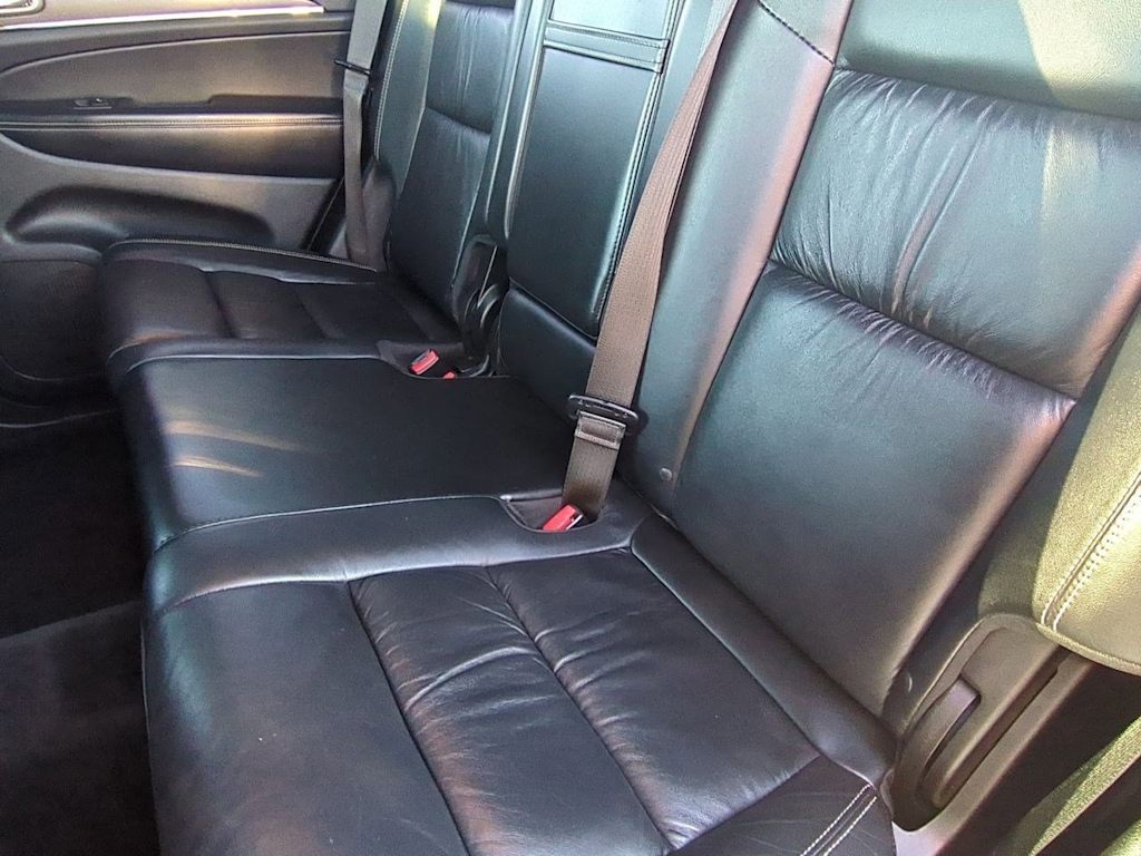 Thumbnail: 2016 Jeep Grand Cherokee - 12