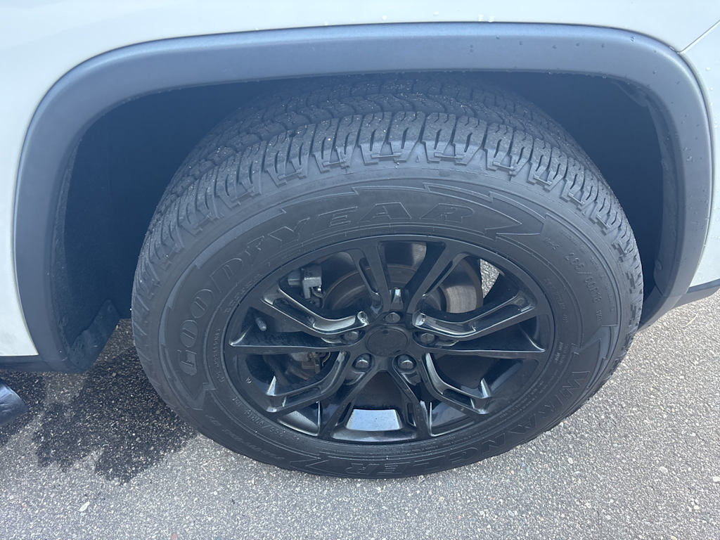 Thumbnail: 2019 Jeep Grand Cherokee - 23