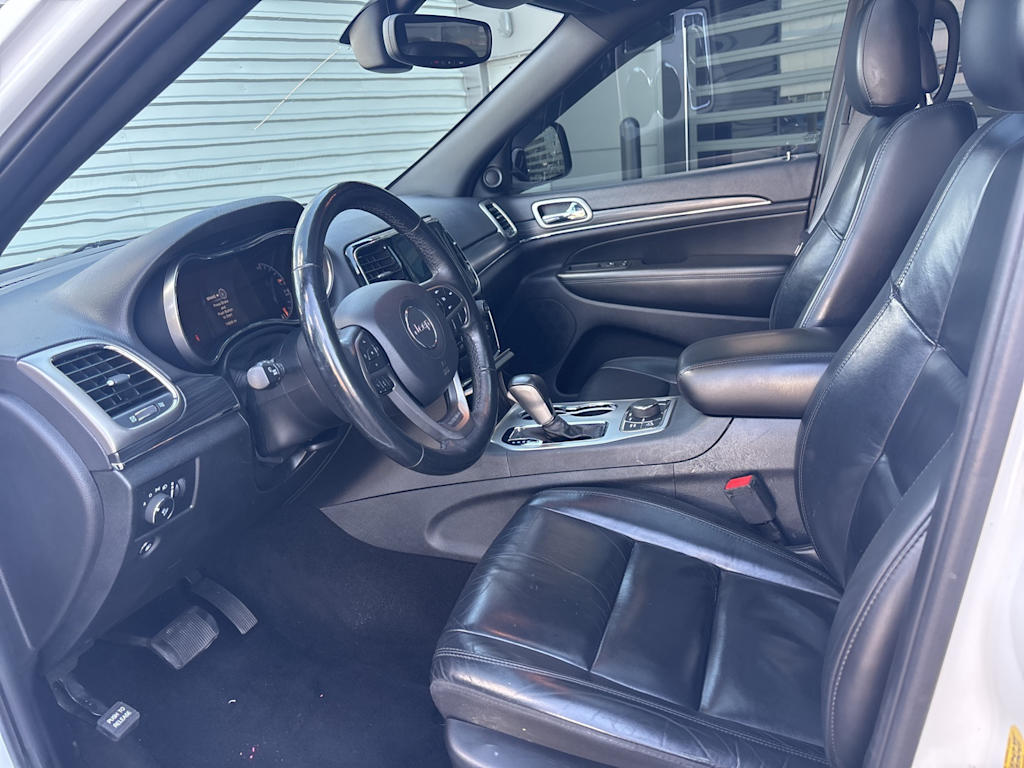 Thumbnail: 2019 Jeep Grand Cherokee - 11