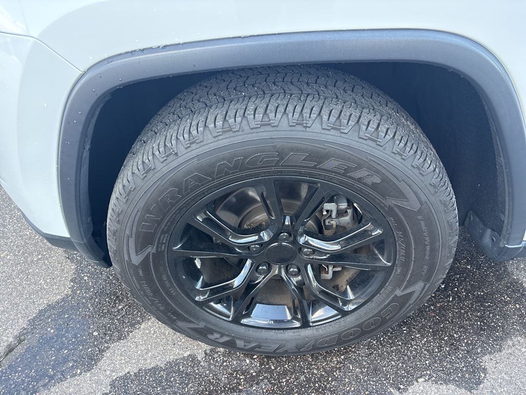 Thumbnail: 2019 Jeep Grand Cherokee - 8