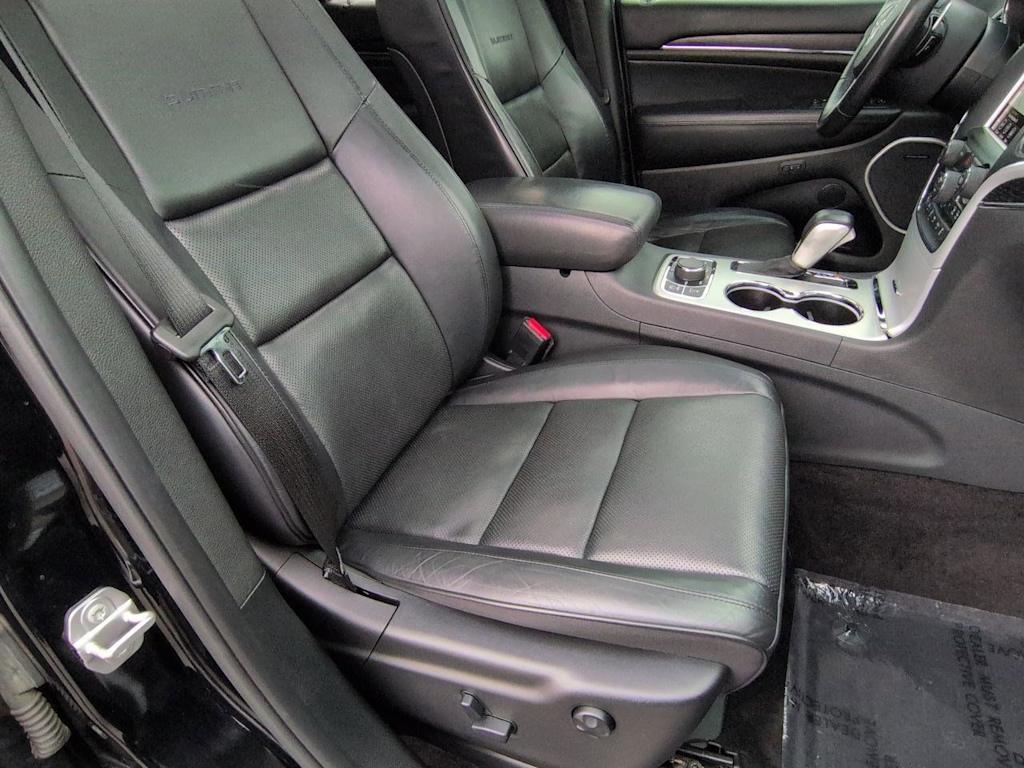 Thumbnail: 2018 Jeep Grand Cherokee - 12