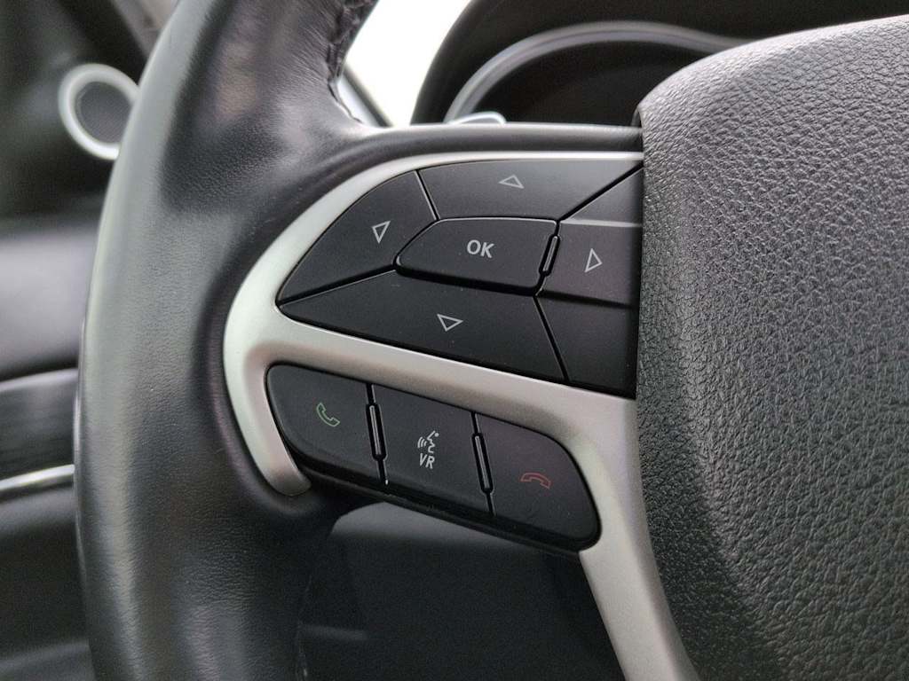 Thumbnail: 2018 Jeep Grand Cherokee - 31