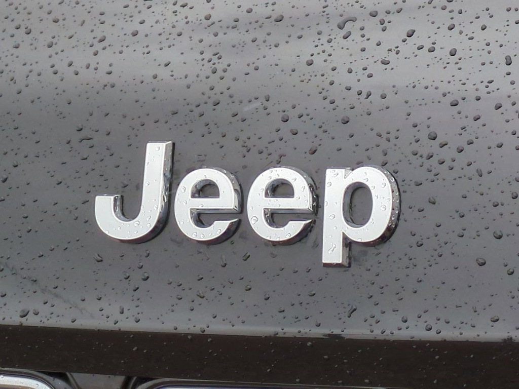 2023 Jeep Grand Cherokee Limited Edition 7