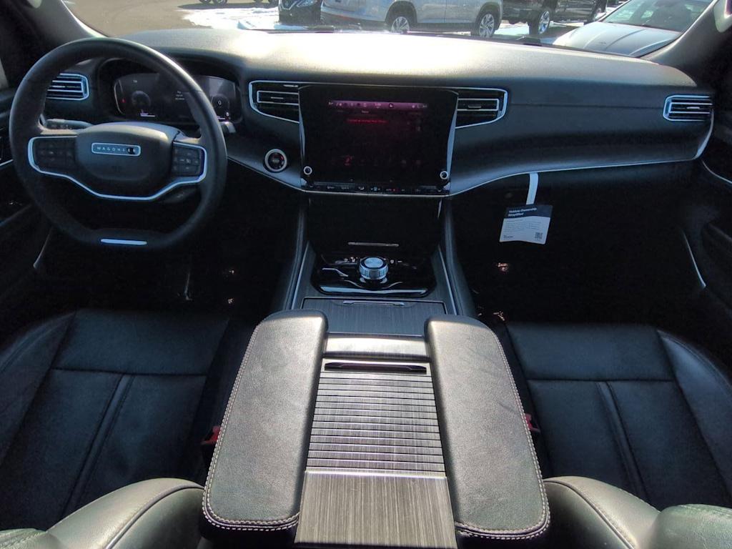 Thumbnail: 2024 Jeep Wagoneer - 8