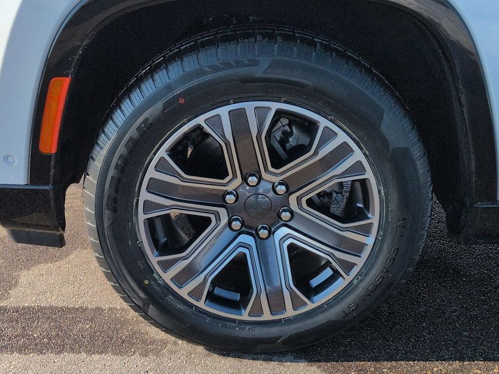 Thumbnail: 2024 Jeep Wagoneer - 7