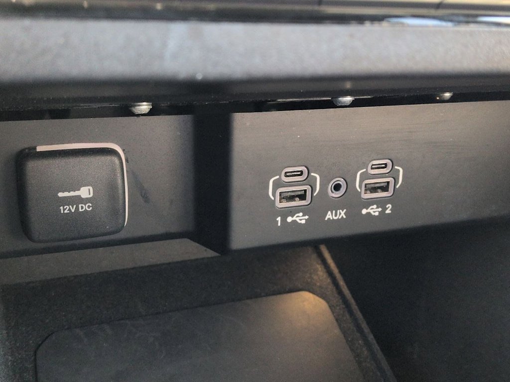 Thumbnail: 2024 Jeep Wagoneer - 35