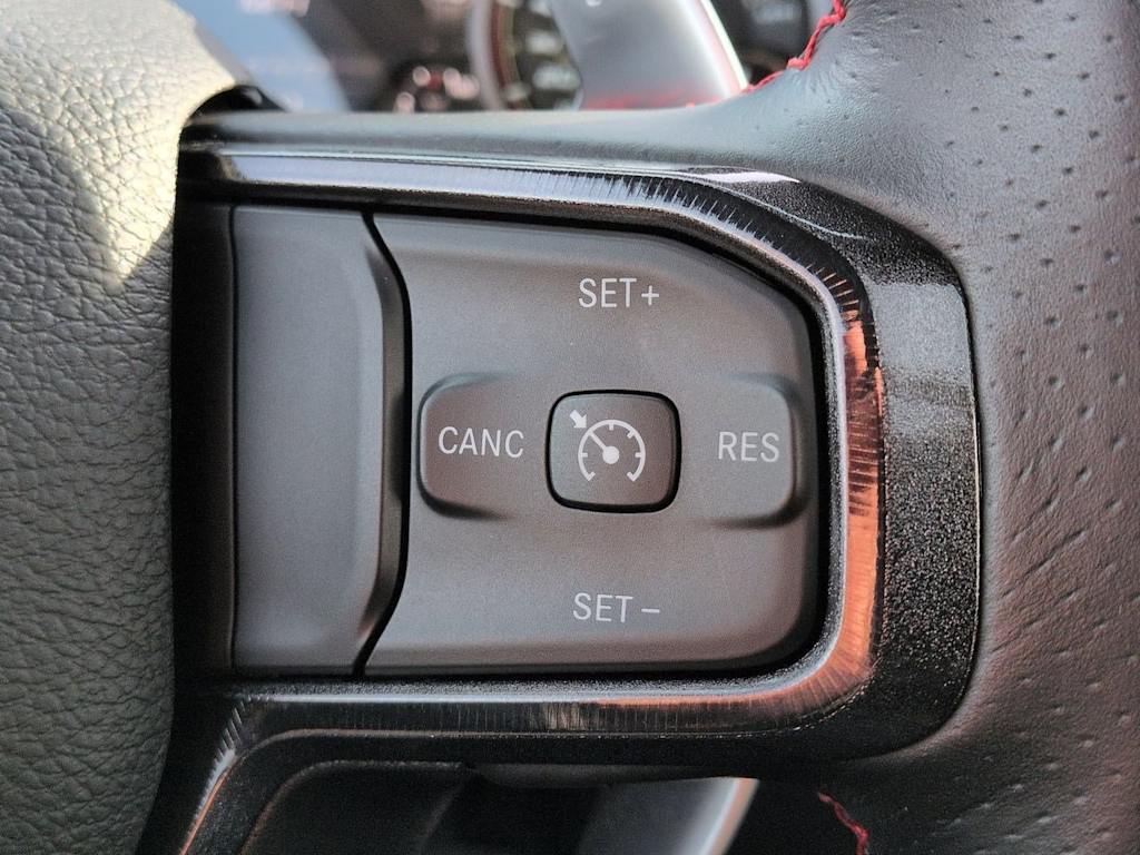 Thumbnail: 2022 RAM 1500 - 32