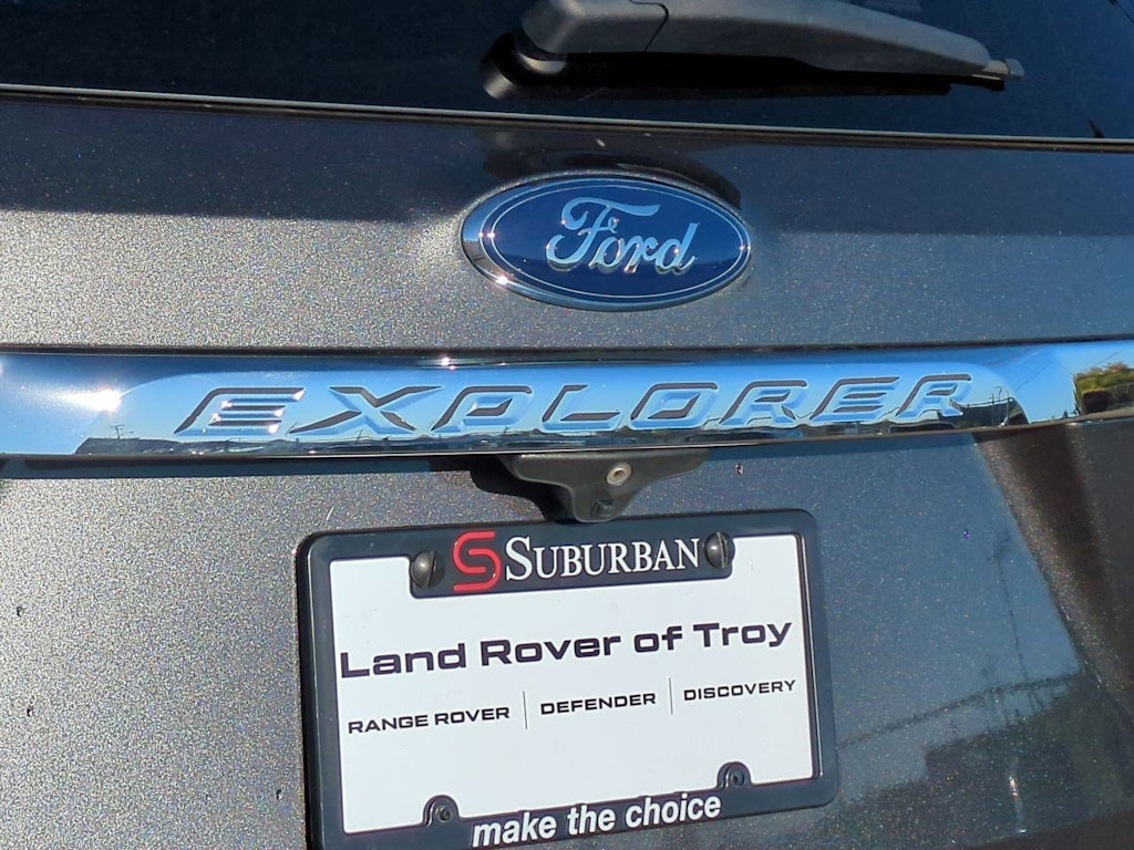 Thumbnail: 2018 Ford Explorer - 23