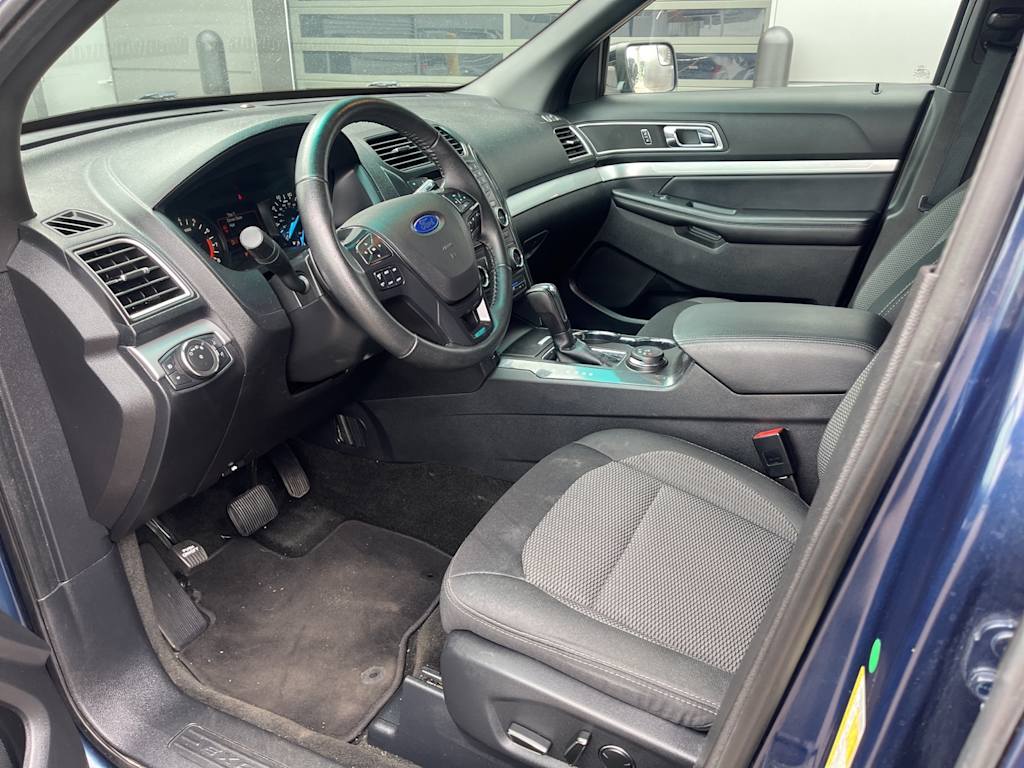 Thumbnail: 2017 Ford Explorer - 6