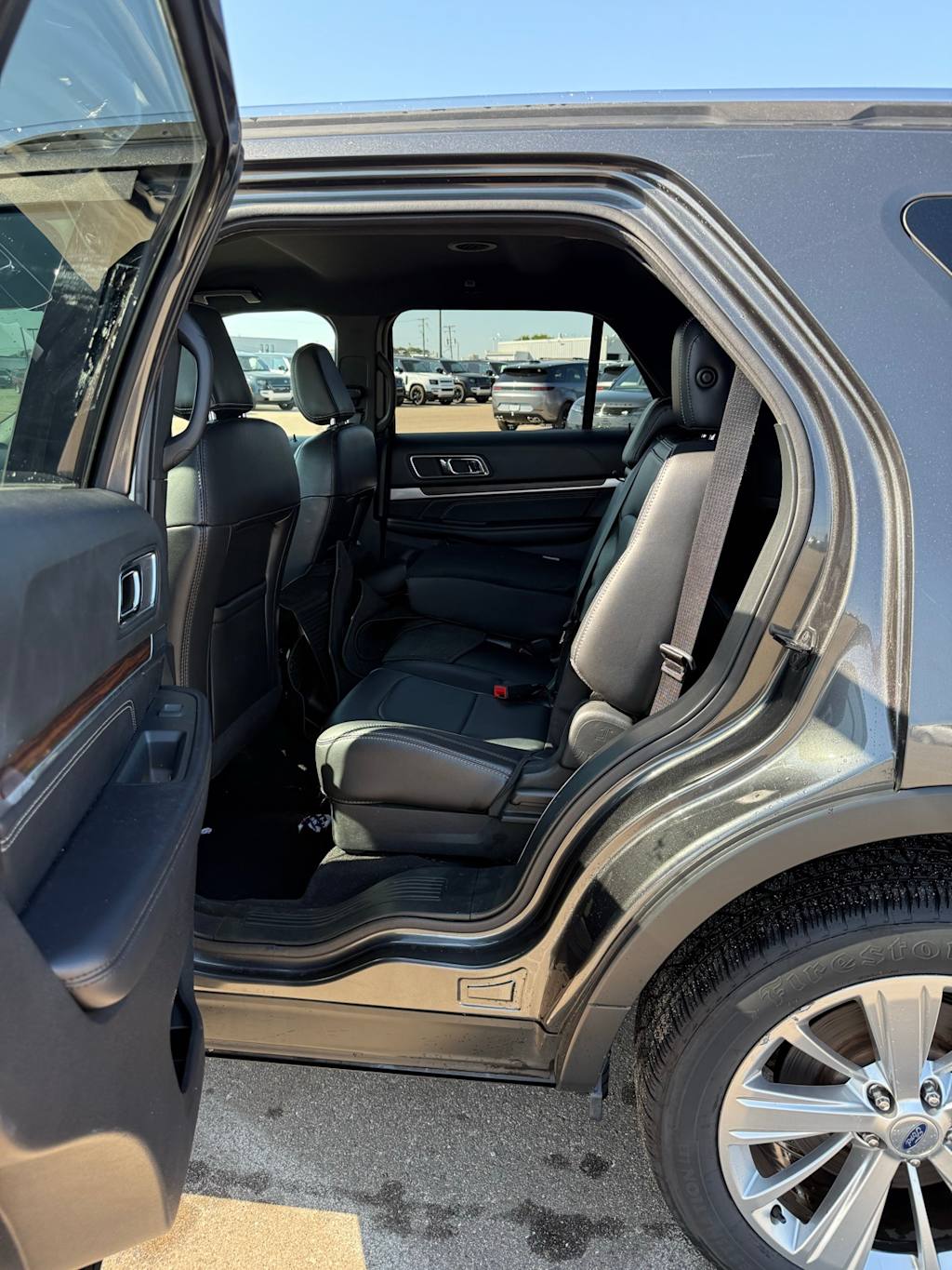 Thumbnail: 2018 Ford Explorer - 8
