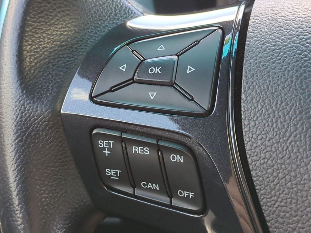 Thumbnail: 2016 Ford Explorer - 30