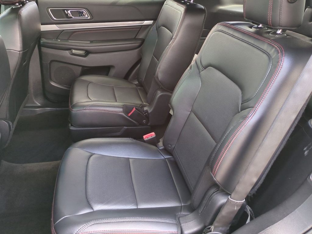 Thumbnail: 2016 Ford Explorer - 26