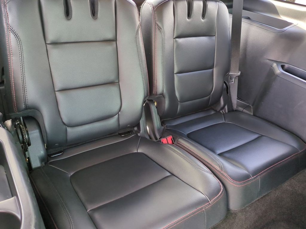 Thumbnail: 2016 Ford Explorer - 28