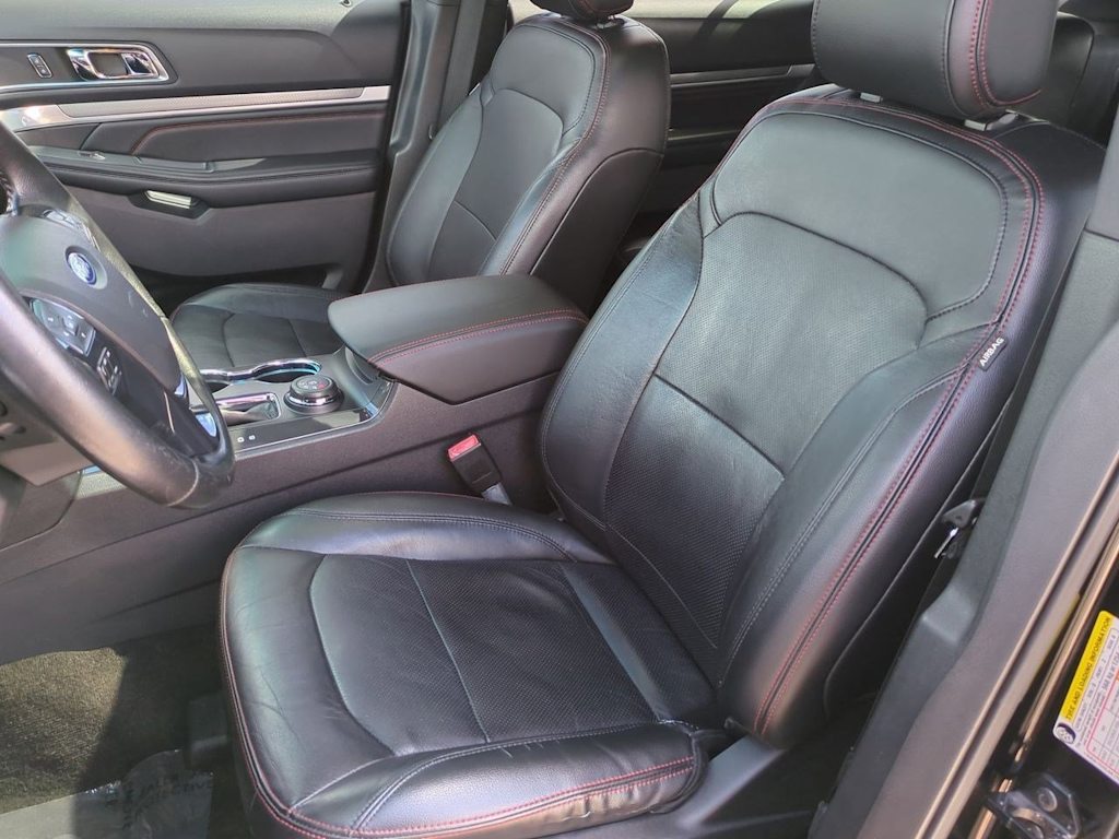 Thumbnail: 2016 Ford Explorer - 10