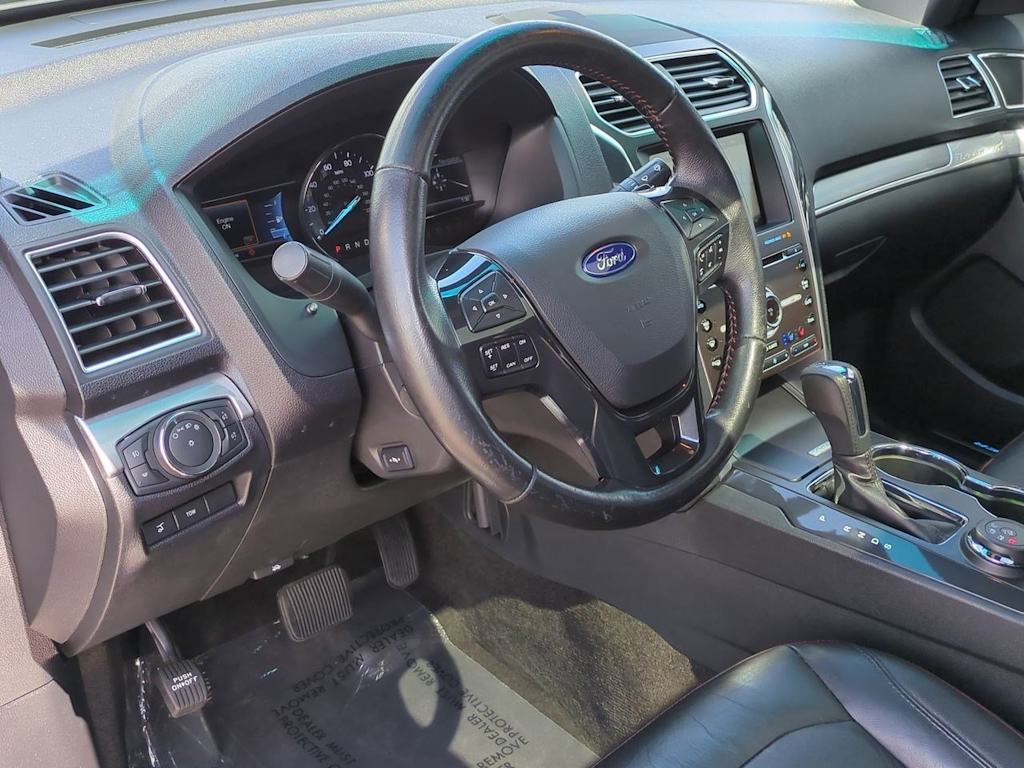 Thumbnail: 2016 Ford Explorer - 2