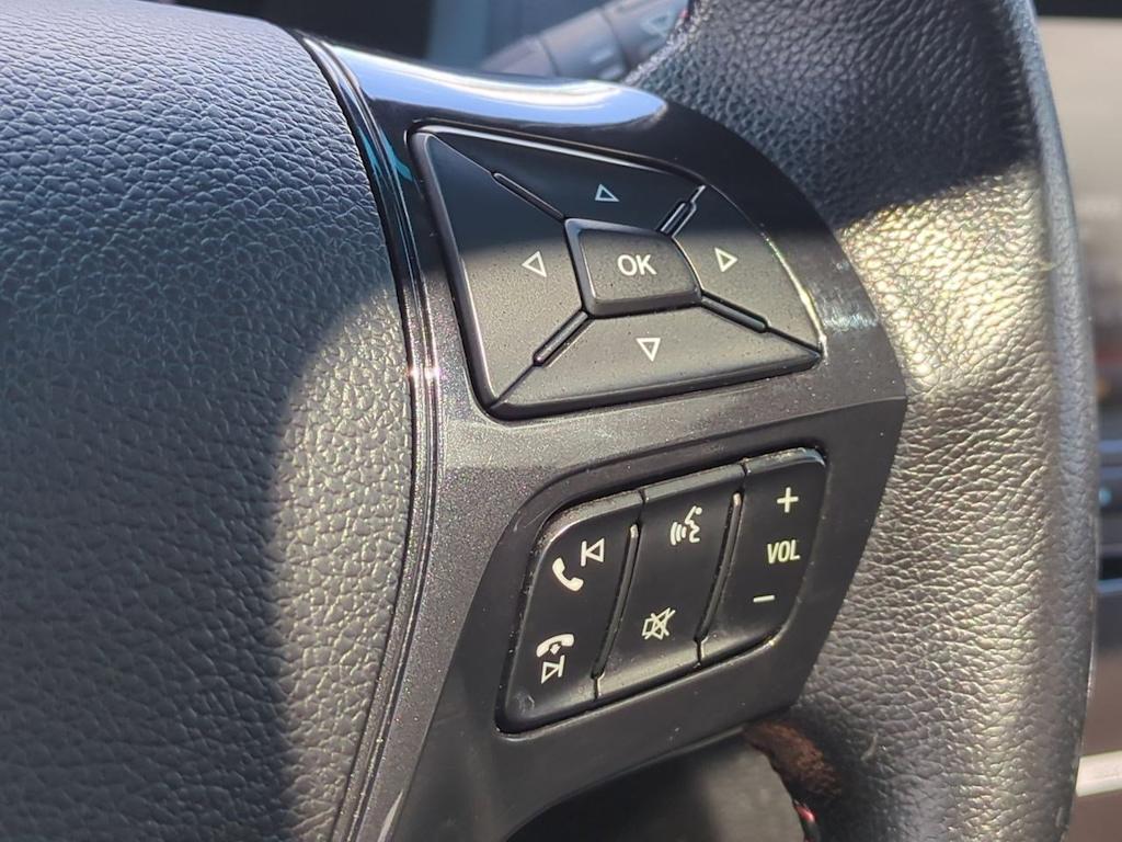 Thumbnail: 2016 Ford Explorer - 31