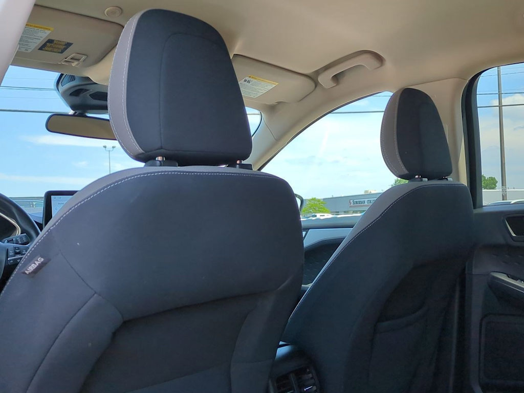 2020 Ford Escape SE 11