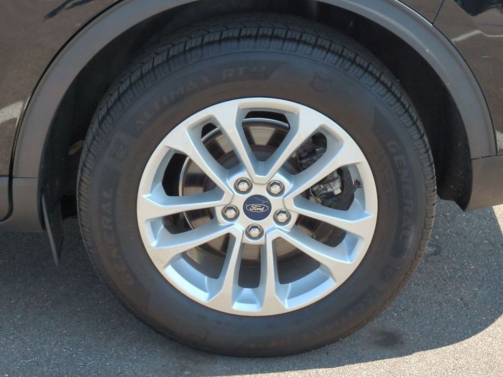 2020 Ford Escape SE 8