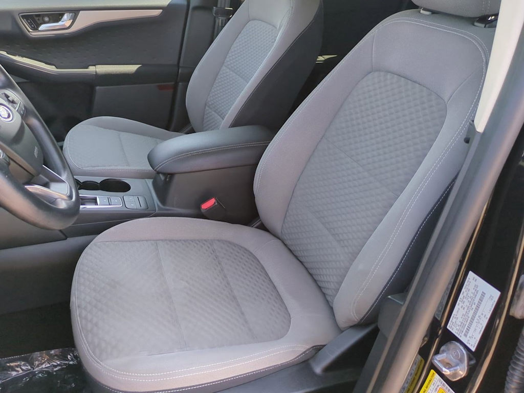2020 Ford Escape SE 10