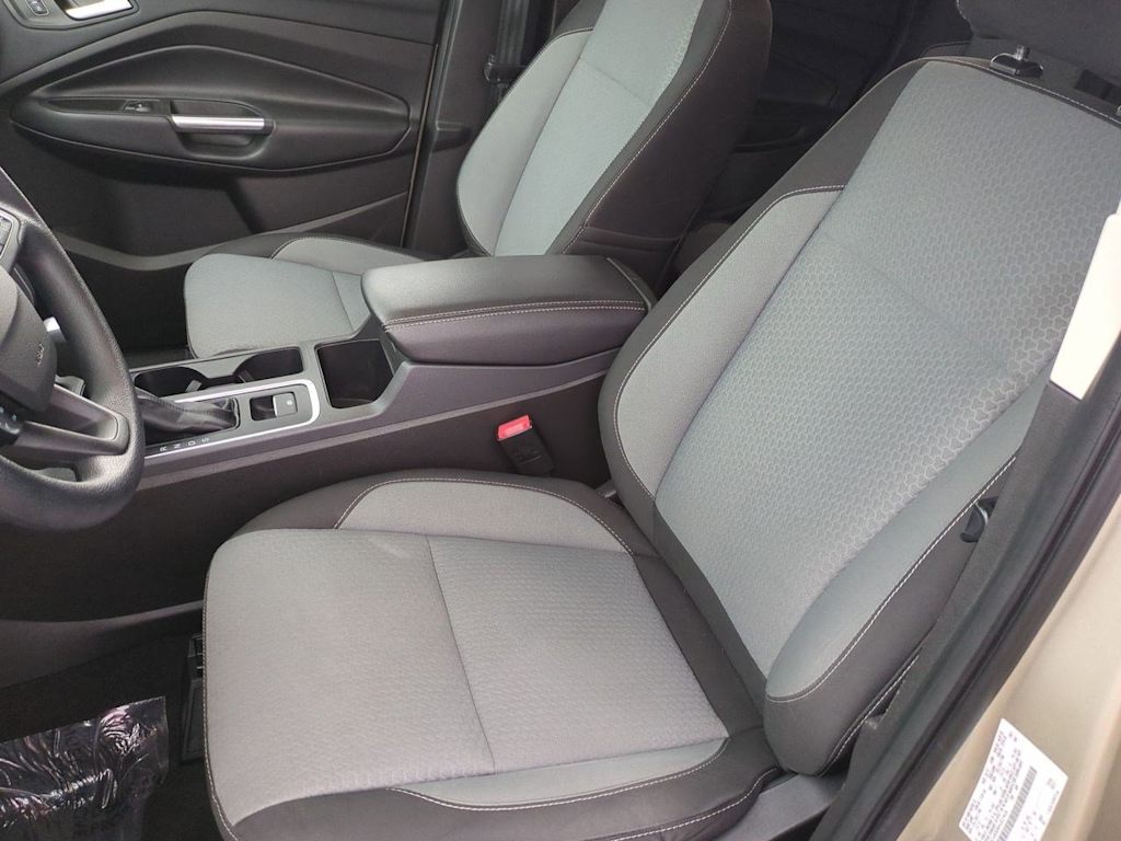 Thumbnail: 2017 Ford Escape - 10