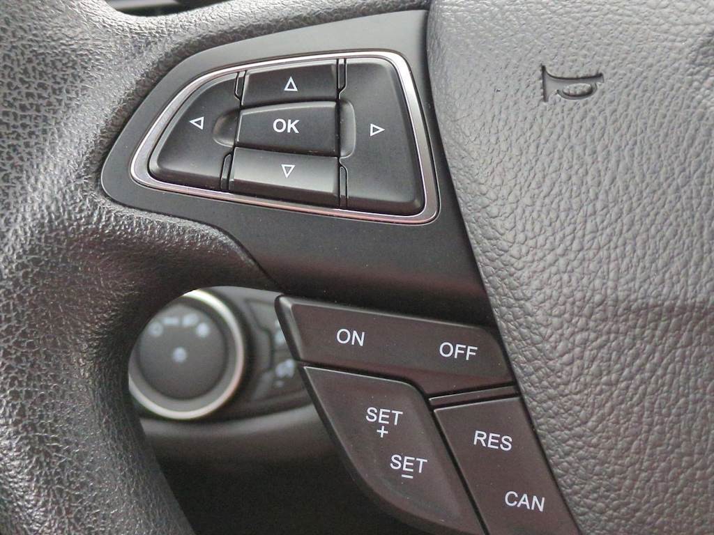 Thumbnail: 2017 Ford Escape - 28
