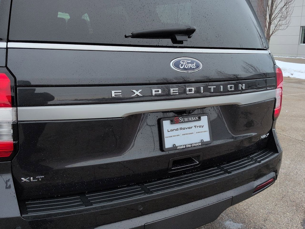 Thumbnail: 2024 Ford Expedition MAX - 25