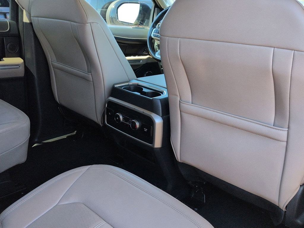 Thumbnail: 2024 Ford Expedition - 25