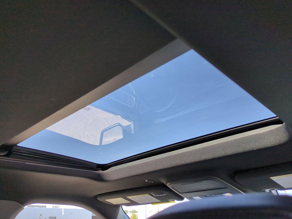 Thumbnail: 2020 Ford Explorer - 28