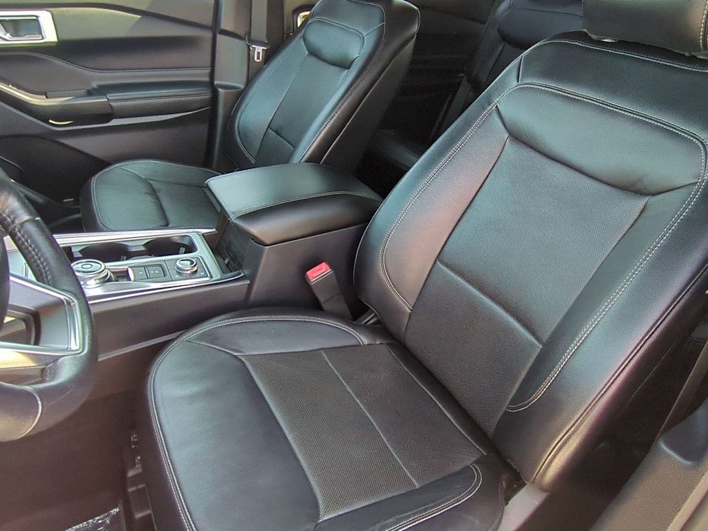 Thumbnail: 2020 Ford Explorer - 10