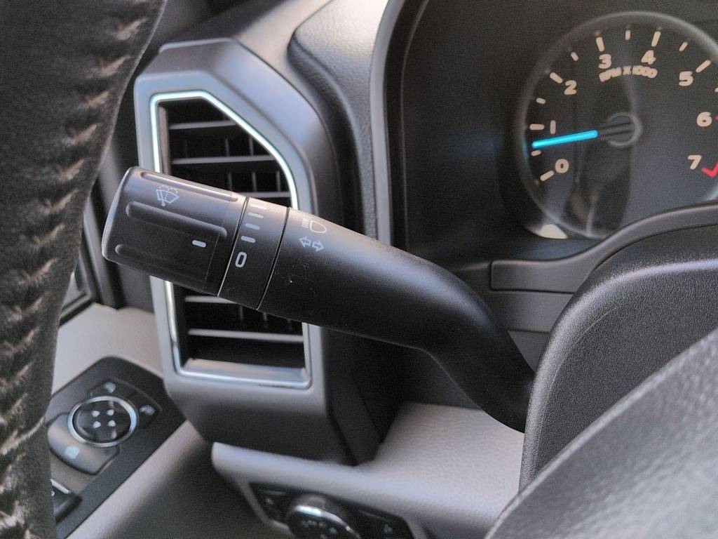 Thumbnail: 2018 Ford F-150 - 31