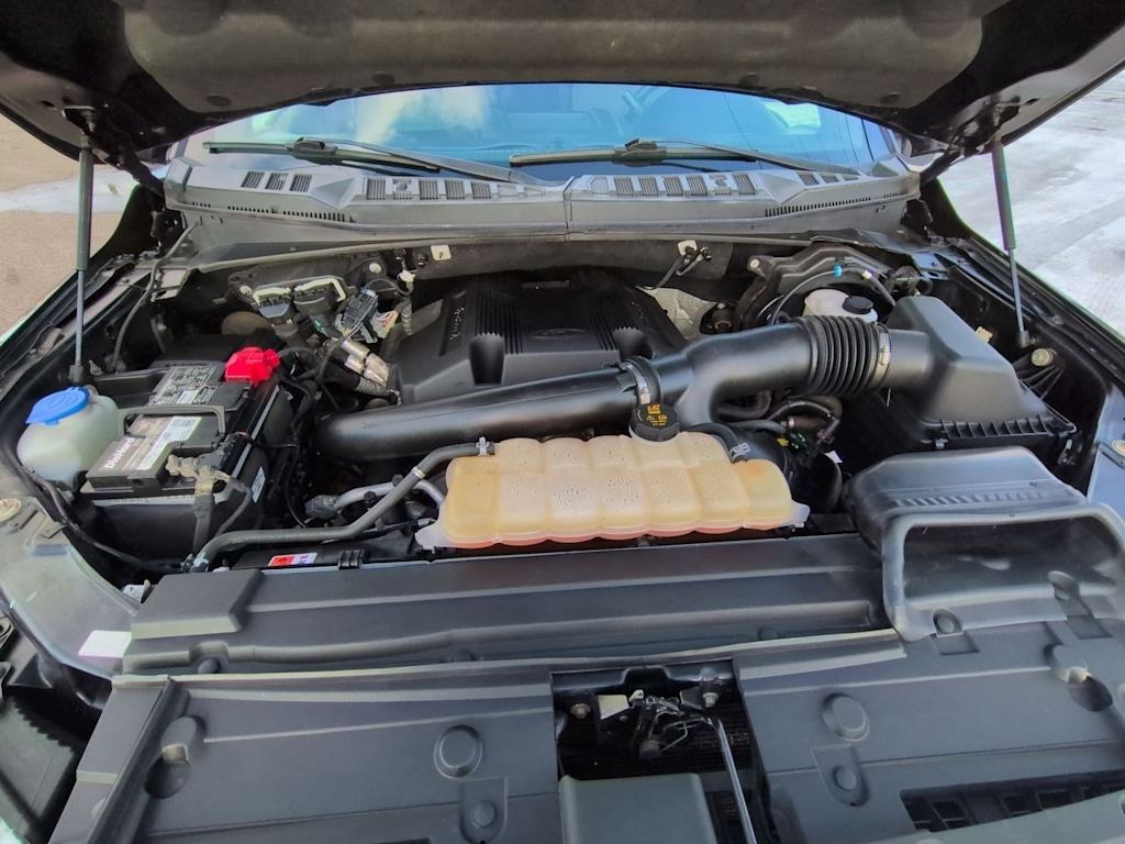 Thumbnail: 2018 Ford F-150 - 9