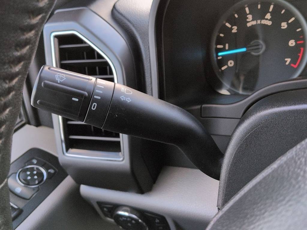 Thumbnail: 2018 Ford F-150 - 32