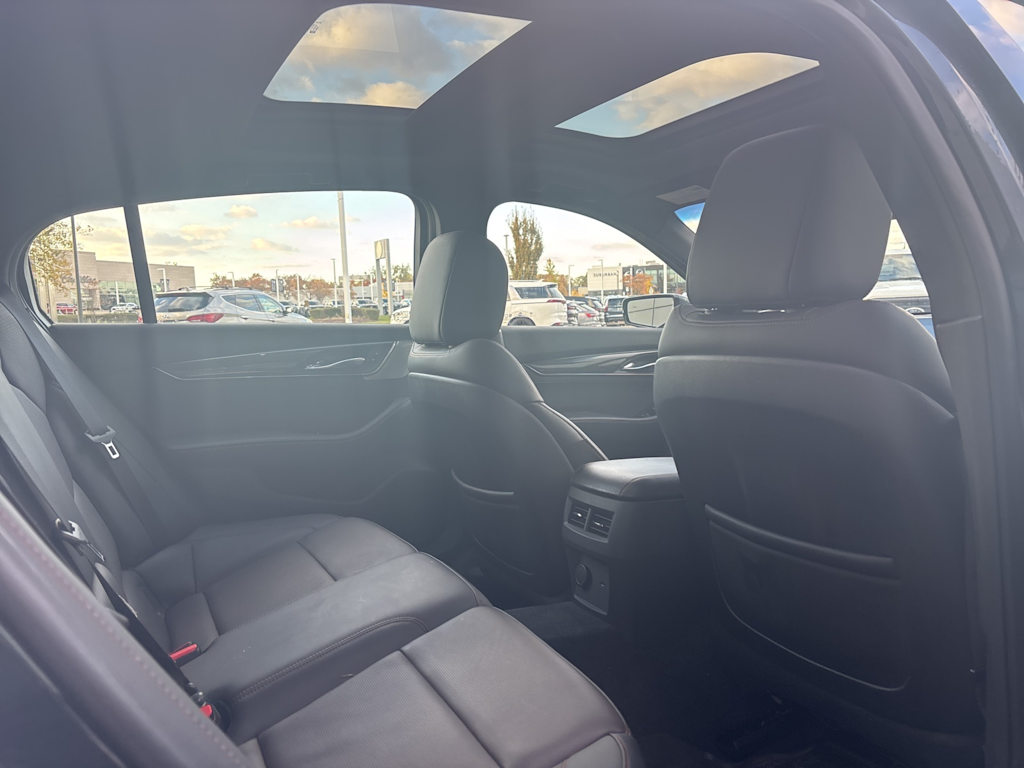 Thumbnail: 2022 Cadillac CT5 - 23