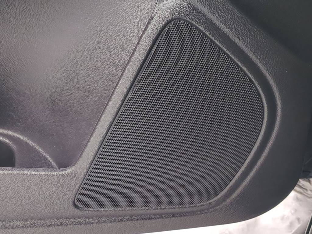 Thumbnail: 2019 Chevrolet Colorado - 32