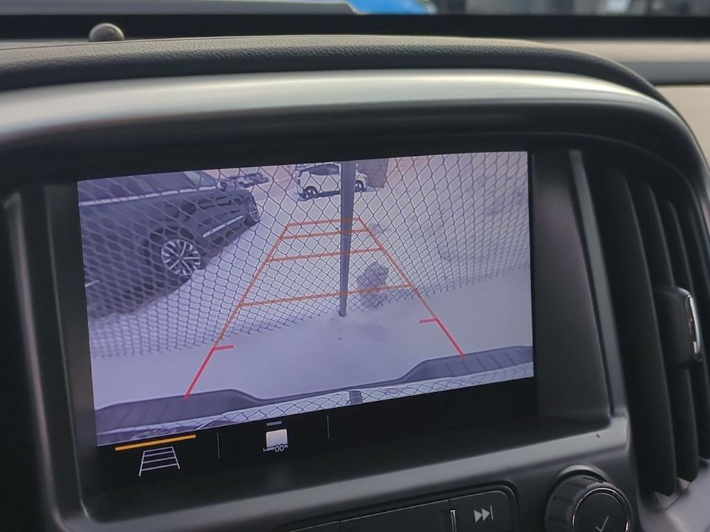 Thumbnail: 2019 Chevrolet Colorado - 31