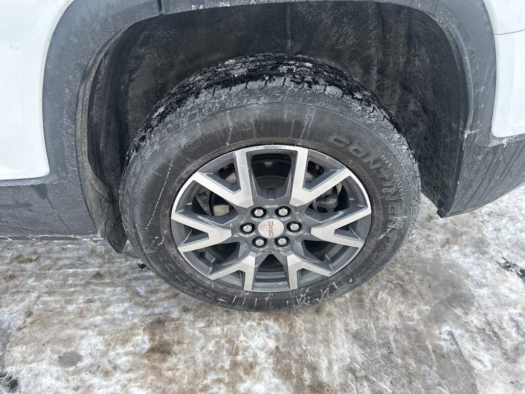 Thumbnail: 2023 GMC Acadia - 18