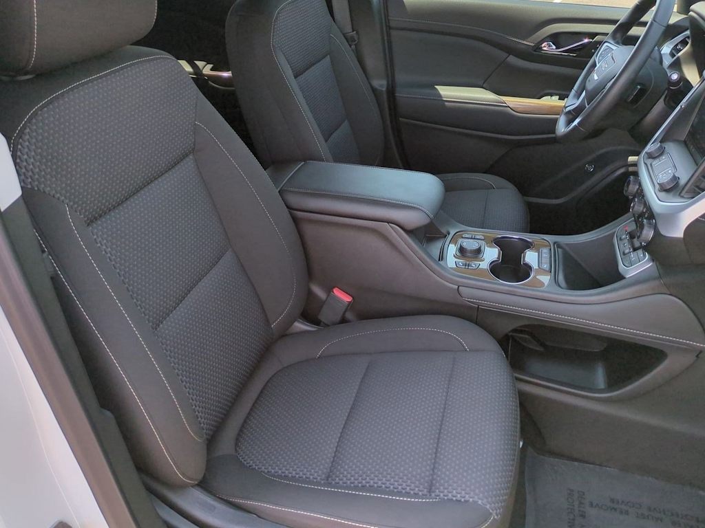 Thumbnail: 2022 GMC Acadia - 25