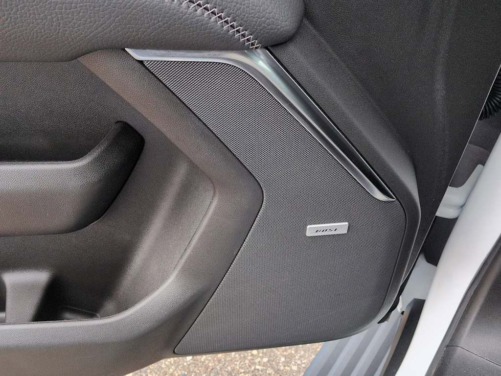 Thumbnail: 2024 GMC Yukon - 36