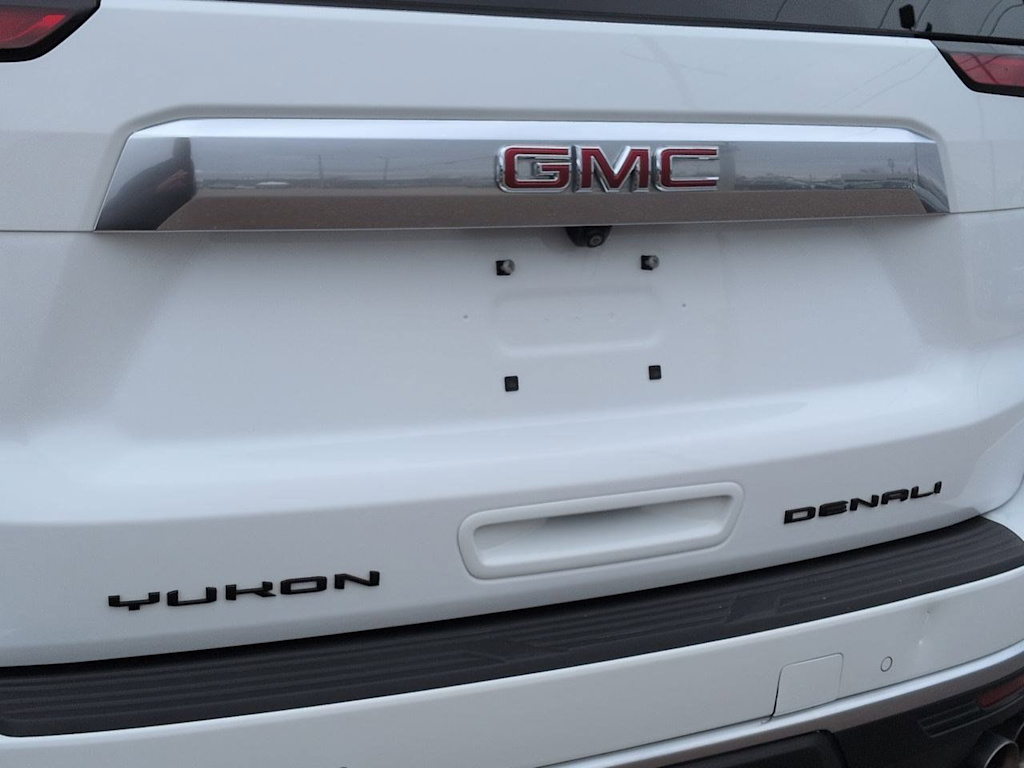 Thumbnail: 2024 GMC Yukon - 25