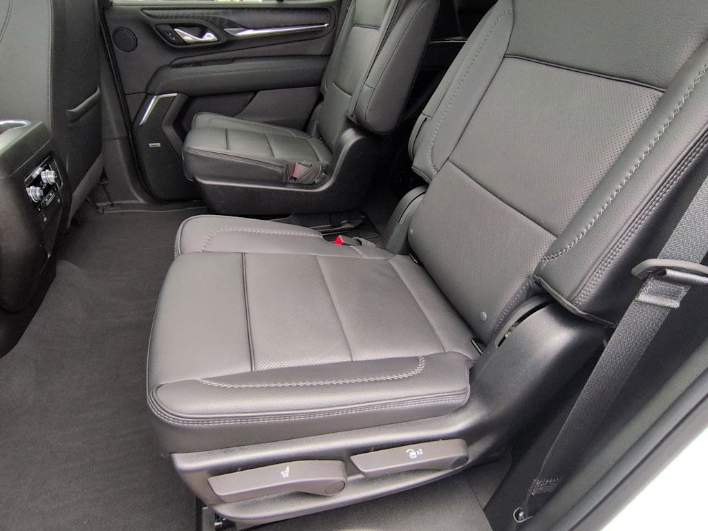 Thumbnail: 2024 GMC Yukon - 28