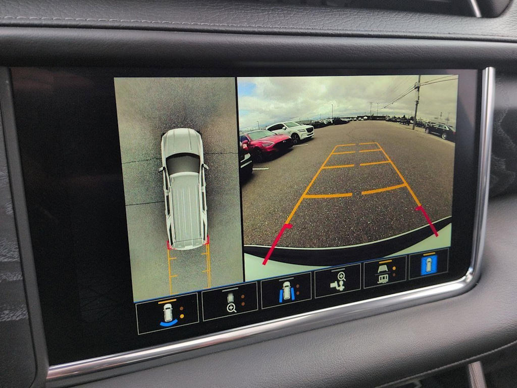 Thumbnail: 2024 GMC Yukon - 35