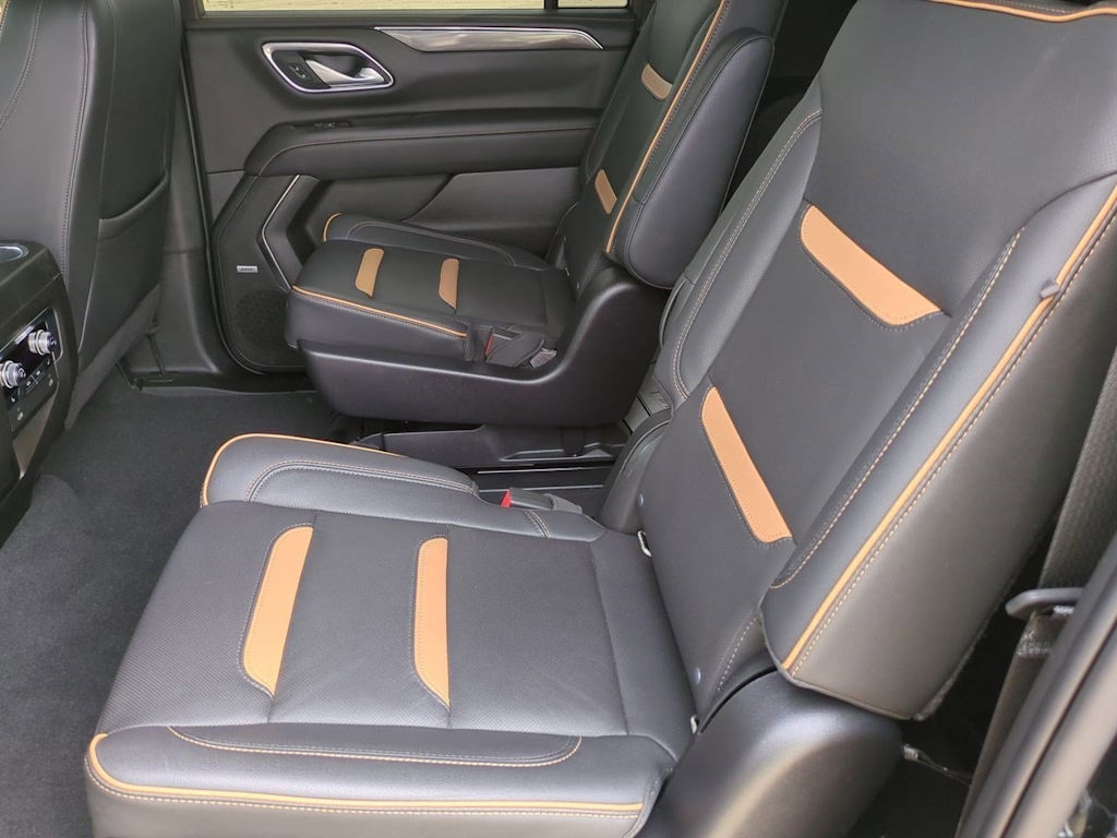 2022 GMC Yukon XL AT4 27