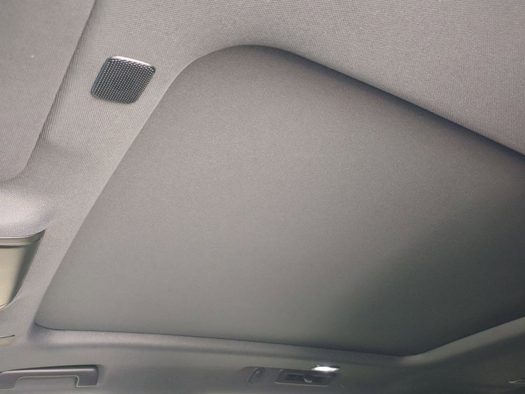 2022 GMC Yukon XL AT4 26
