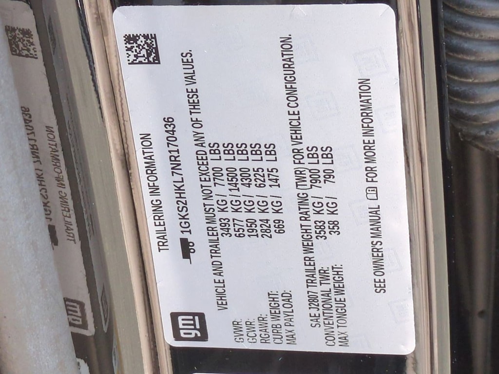 2022 GMC Yukon XL AT4 19
