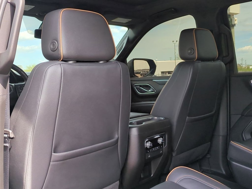 2022 GMC Yukon XL AT4 12