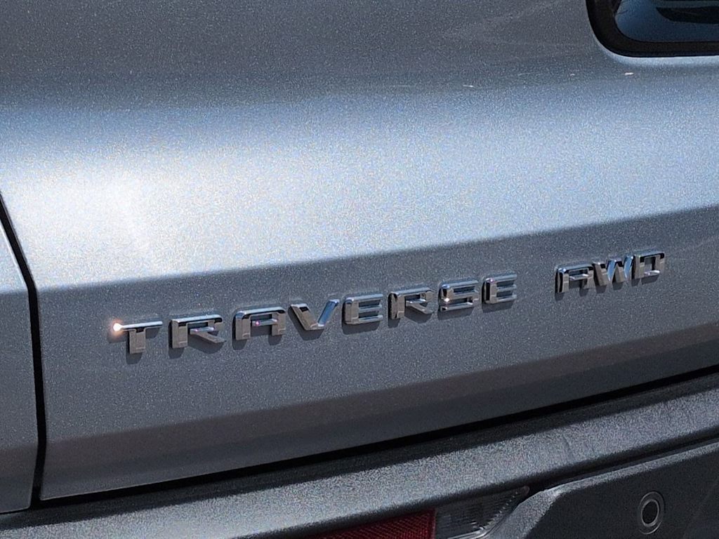 Thumbnail: 2024 Chevrolet Traverse - 24